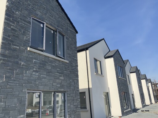 334575 Slane 5.jpg
